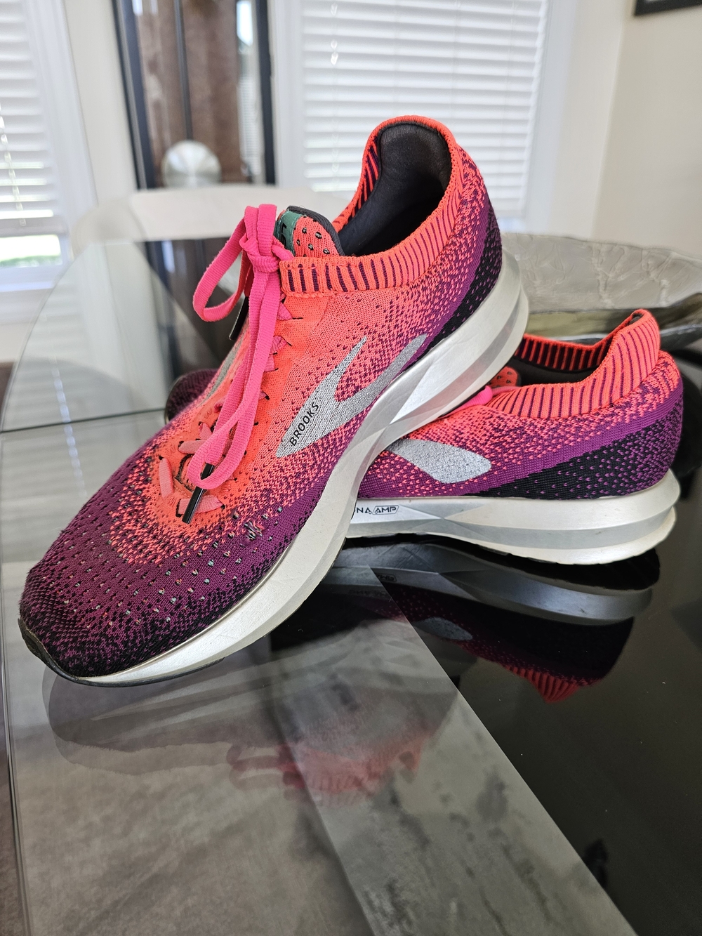 Brooks Women's Pink/Purple Run Shoe - Lightweight Performance Levitate 2